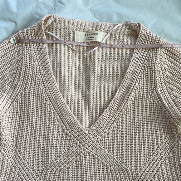 Zara V-Neck Sweater in Light Pink Size-Medium NWOT - Picture 10 of 17